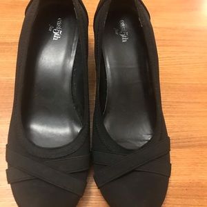 East 5th Flex Black Wedge Shoes